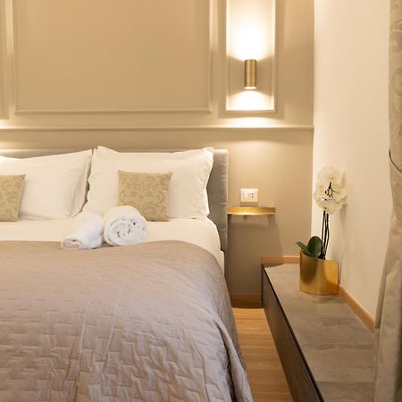 De Vince Suites - Luxury Rooms - Roma Termini Εξωτερικό φωτογραφία
