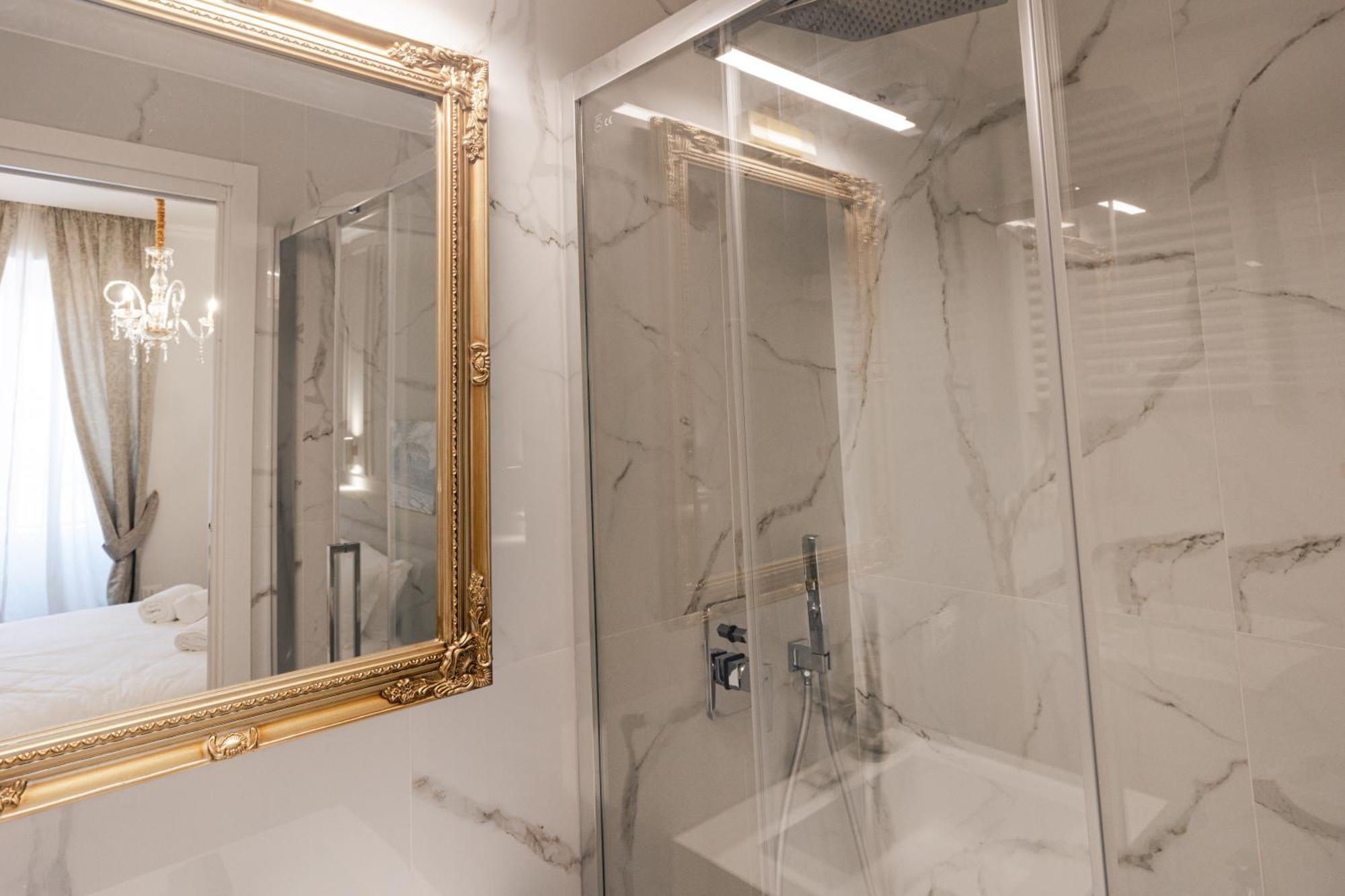 De Vince Suites - Luxury Rooms - Roma Termini Εξωτερικό φωτογραφία