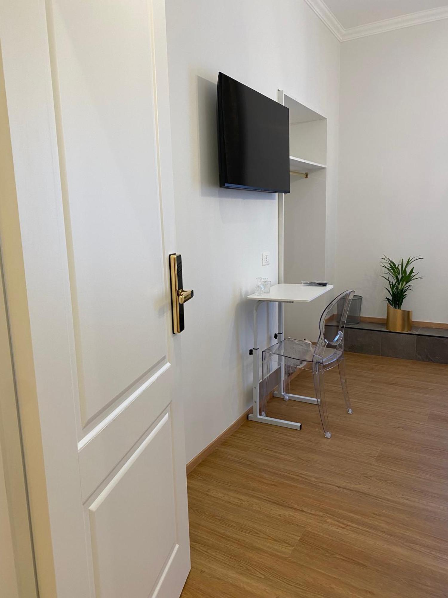 De Vince Suites - Luxury Rooms - Roma Termini Εξωτερικό φωτογραφία