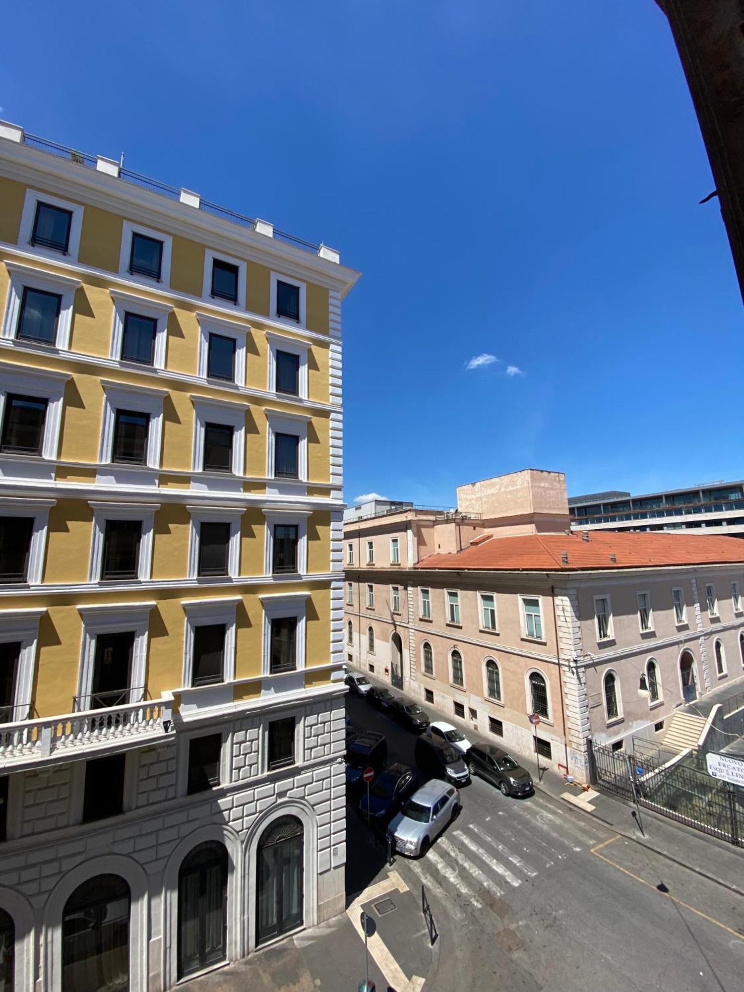 De Vince Suites - Luxury Rooms - Roma Termini Εξωτερικό φωτογραφία